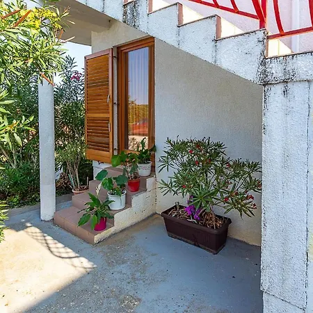 Amazing In With Kitchen Apartmán